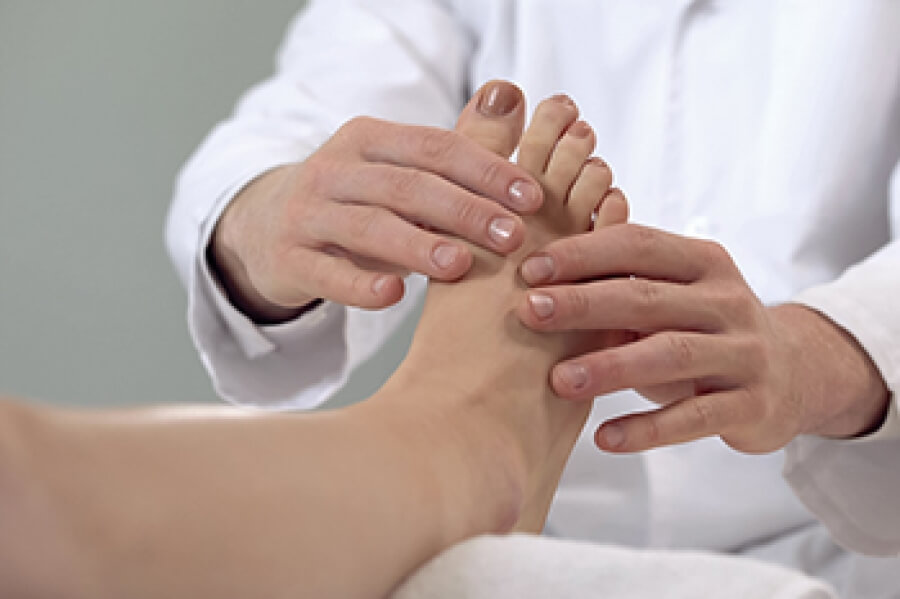 Struggling With Diabetic Foot Ulcers?